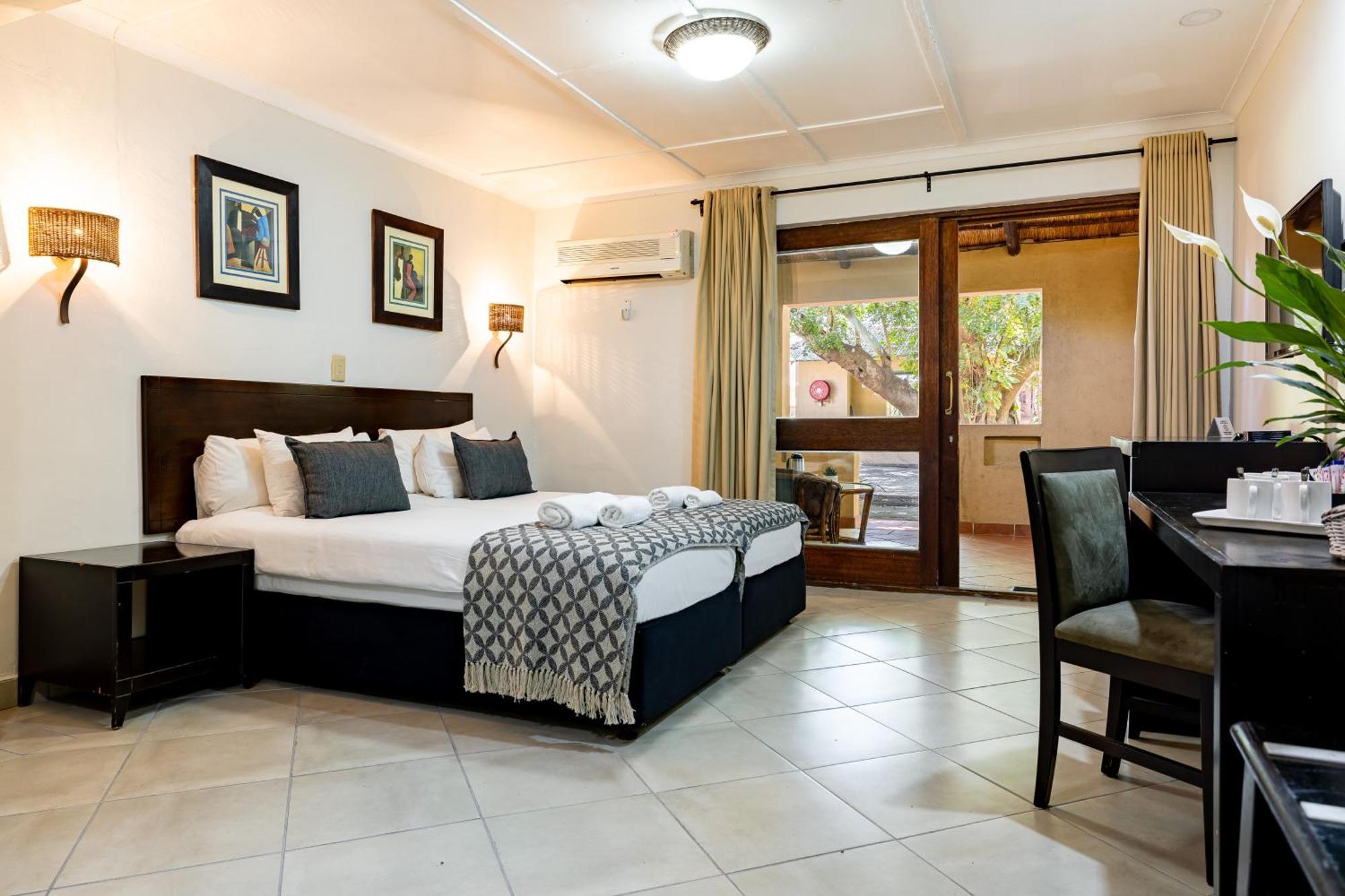Hotel Numbi & Garden Suites Hazyview Eksteriør billede