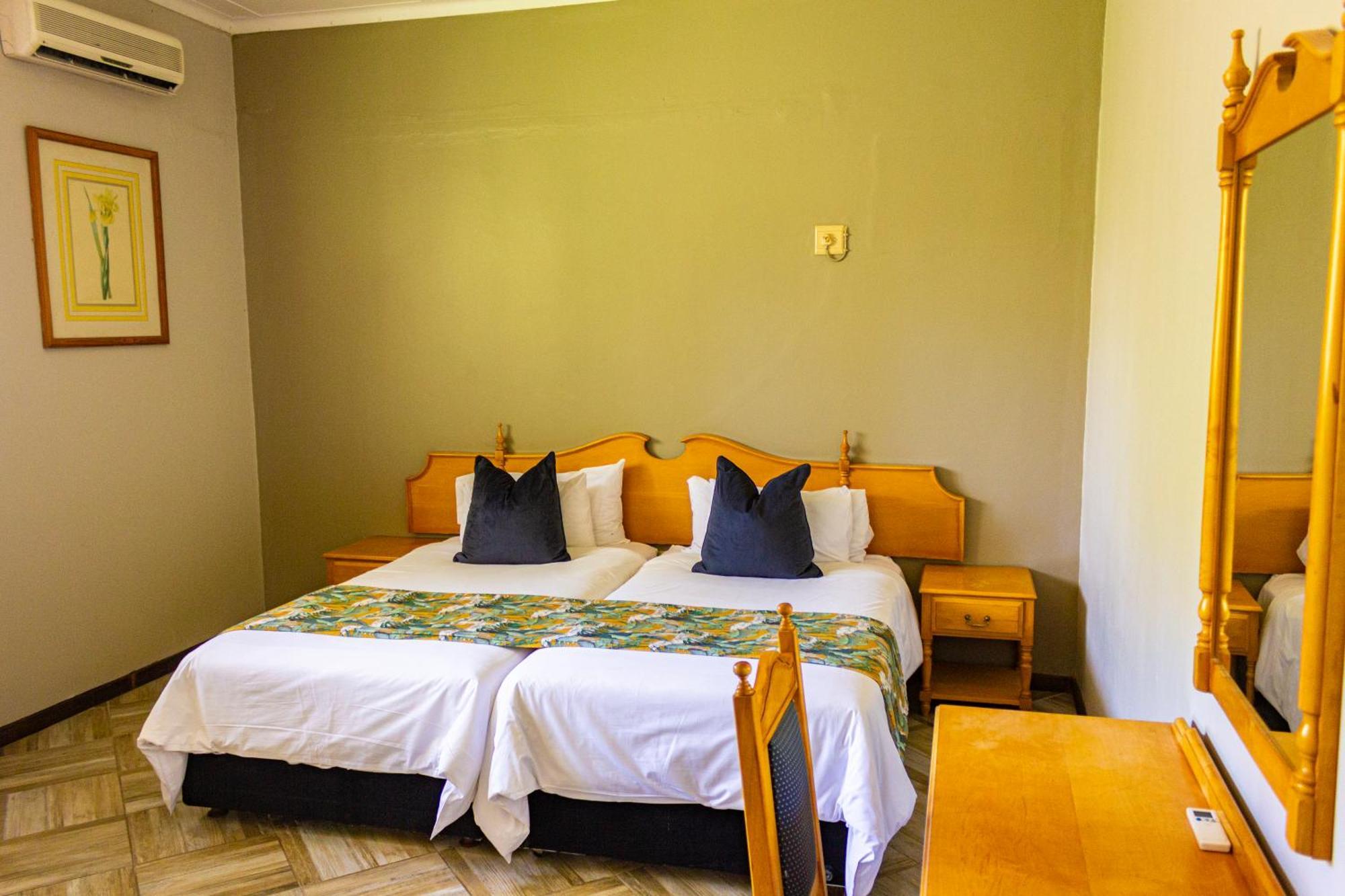 Hotel Numbi & Garden Suites Hazyview Eksteriør billede